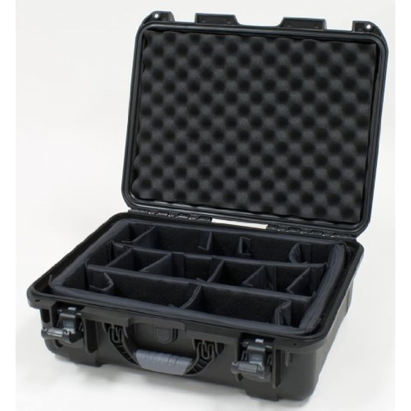 Gator Cases Titan Series Waterproof Utility/Equipment Case with Adjustable Divider Insert 18" x 13" x 6.9" (GU-1813-06-WPDV)