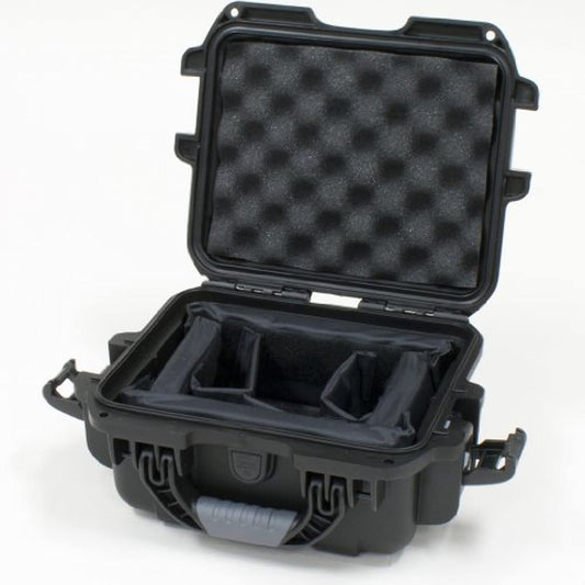 Gator Cases Titan Series Waterproof Equipment Case with Divider Insert 9.4" x 7.4" x 5.5" (GU-0907-05-WPDV)
