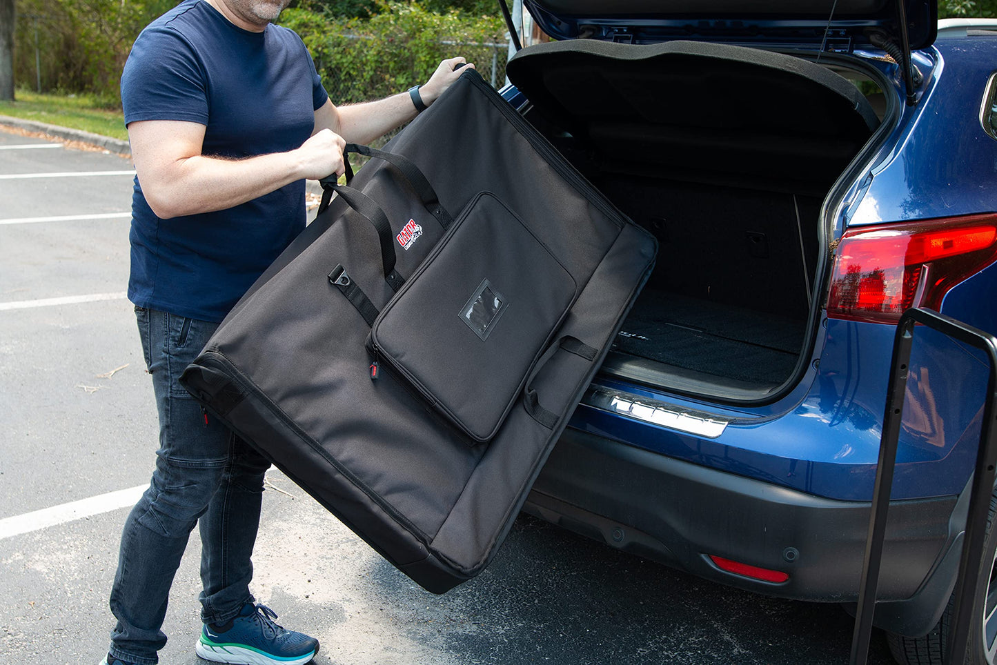 Gator Cases Padded Nylon Carry Tote Bag for Transporting LCD Screens, Monitors and TVs; Fits 50" Screens (G-LCD-TOTE50)